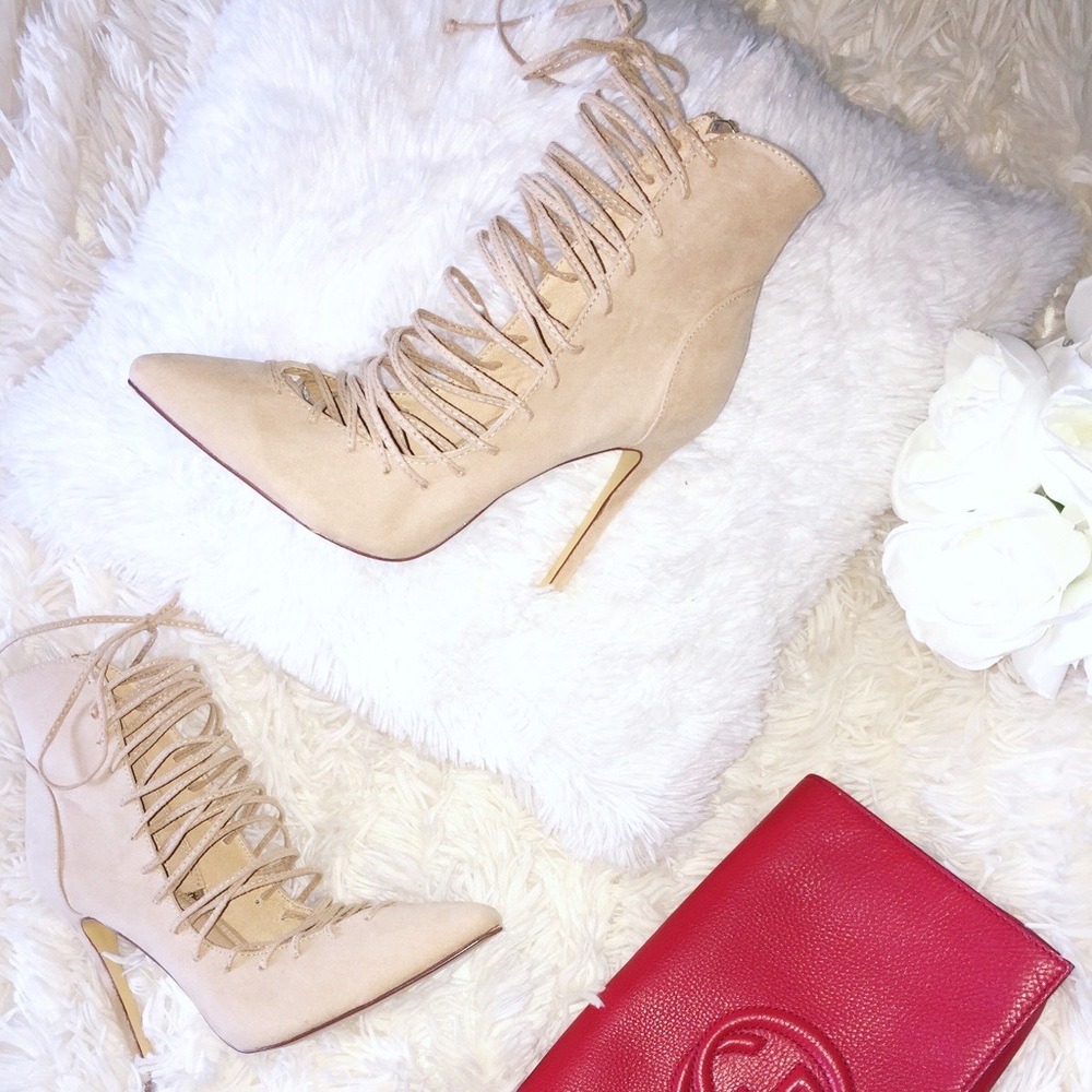 Lace-Up Pointed Toe Stiletto Heels - Nude